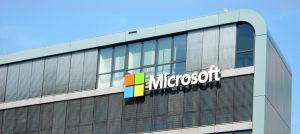 How Microsoft Changed the World: From Windows to AI – A Tech Revolution